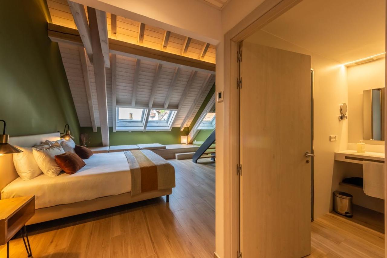 Silken Puerta De Irati Hotell Ochagavía Exteriör bild