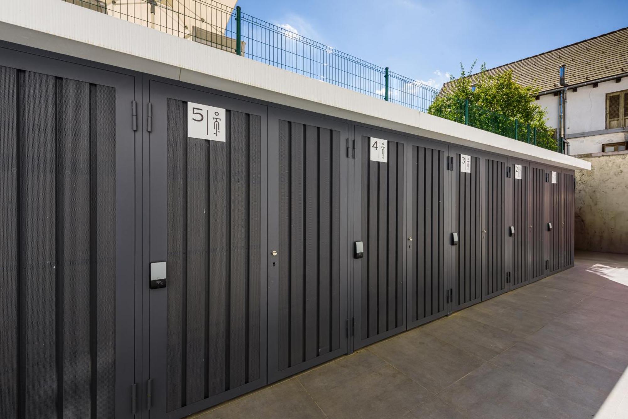 Silken Puerta De Irati Hotell Ochagavía Exteriör bild